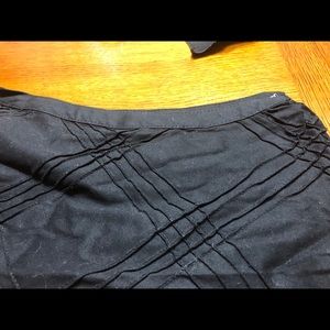 Thirty-One Black Textured Purse Skirt